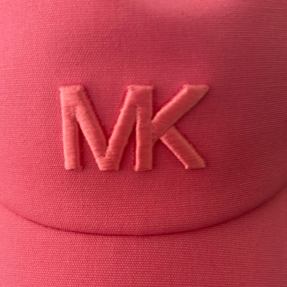 Michael Kors MK Logo cap - Picture 2 of 4